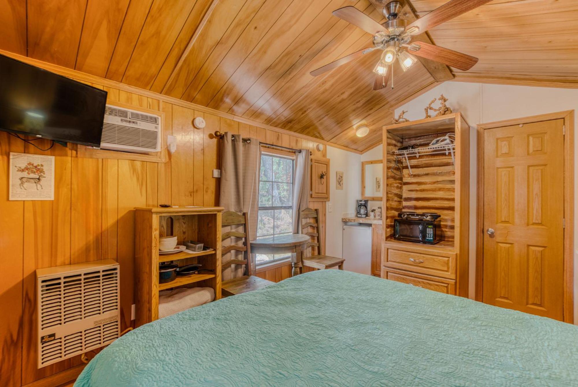Enchanted Hideaway Cabins And Cottages Рюидозо Екстериор снимка